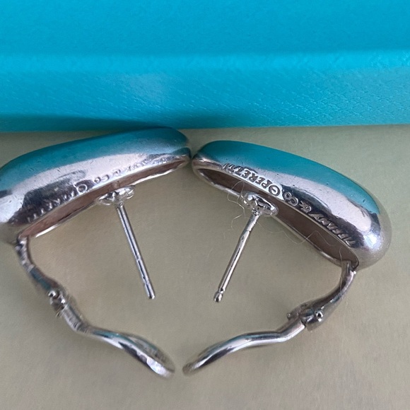 Authentic Tiffany & Co Elsa Peretti Bean Omega Back Stud Earring. Exquisite - Picture 12 of 17